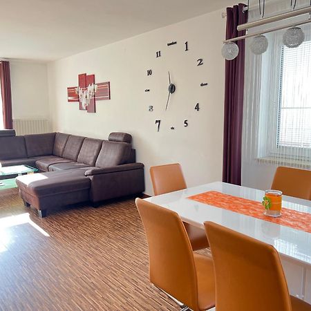 Bogi'S Ferienhaus - Pension Laakirchen Kültér fotó