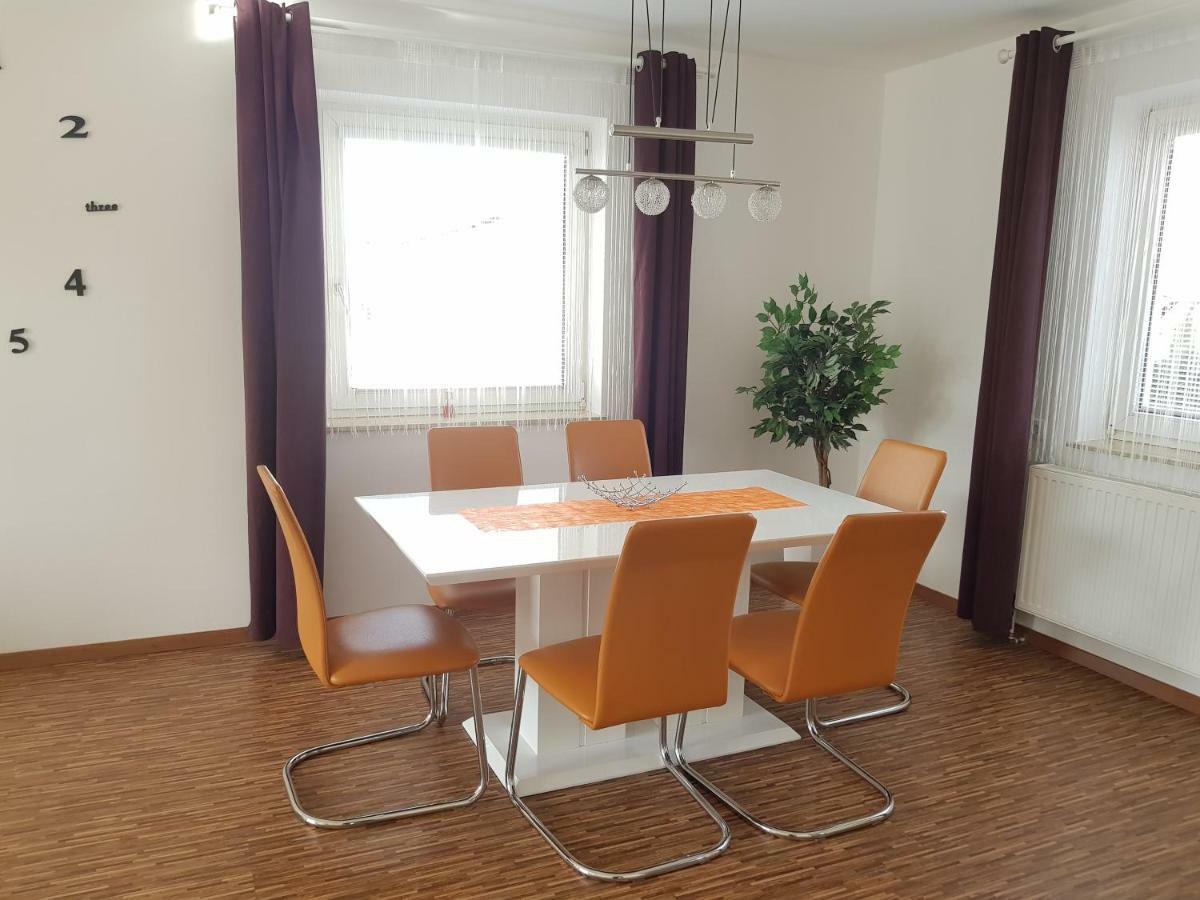 Bogi'S Ferienhaus - Pension Laakirchen Kültér fotó
